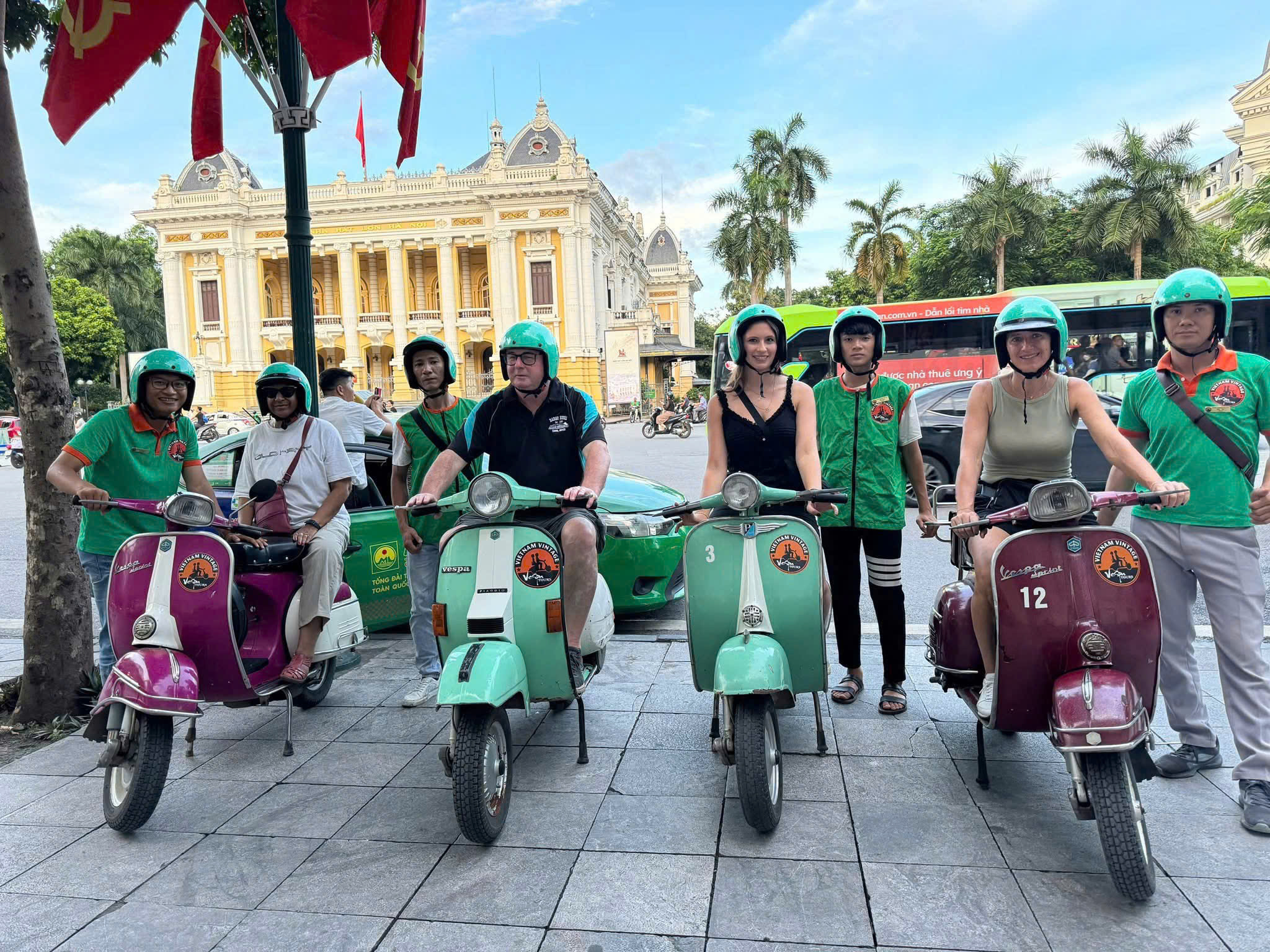 DISCOVER HANOI BY VESPA – A TASTE OF FOOD & CULTURE DISCOVER HANOI BY VESPA – A TASTE OF FOOD & CULTURE