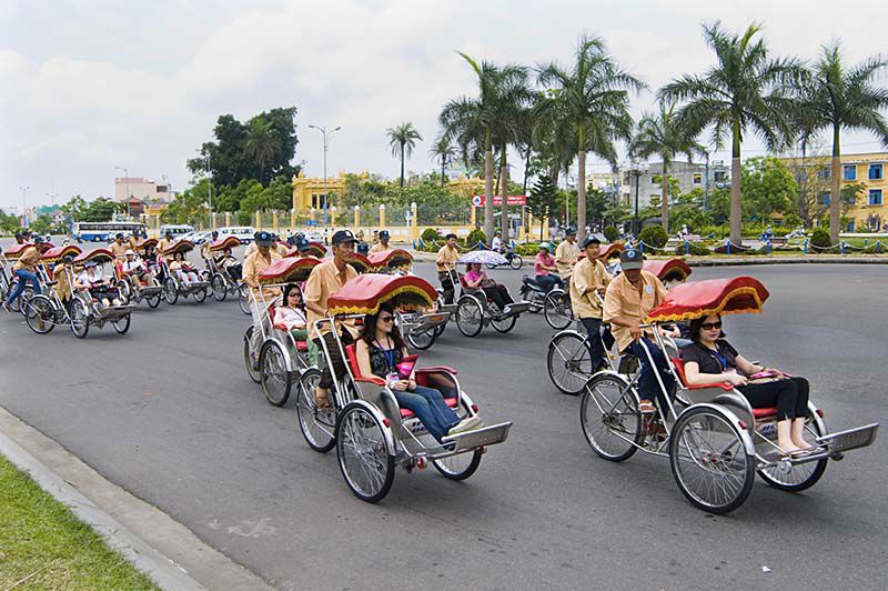 Da Nang Cyclo Tour – Explore the Local Rhythm Along the Han River